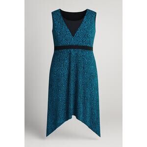 CATHERINE'S WOMAN'S SLEEVELESS SHARKBITE HEM DRESS SIZE 3X MIDI LENGTH